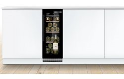 Bosch Series 6 KUW20VHF0G B/I Under Counter 30cm Wine Cooler - Black