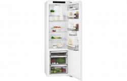 AEG SKK818E9ZC B/I Tall Larder Fridge