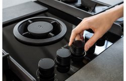 Elica NikolaTesla Flame 90cm Venting Gas Hob (Ducting) - Black